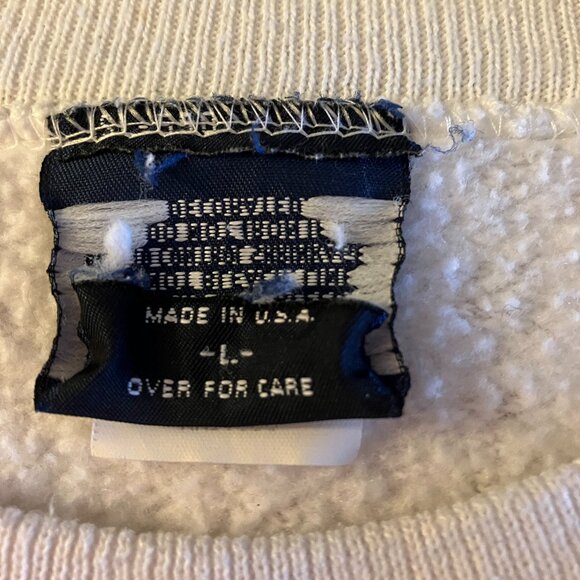 VTG TEMPLE University OWLS white sweatshirt (tag cut)  Sz L  womens pre-owned - Picture 3 of 12